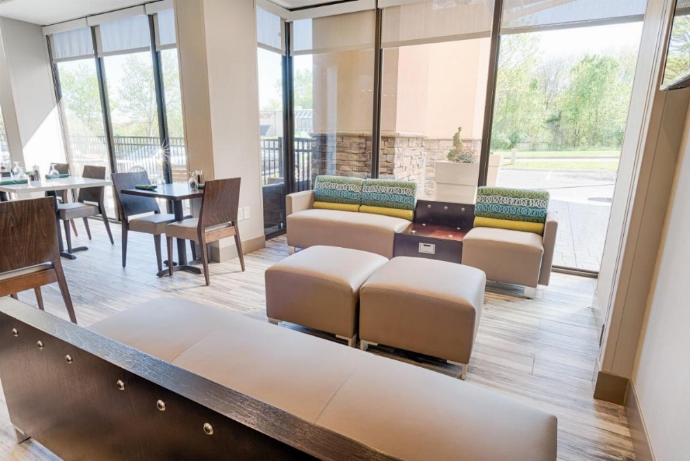 Holiday Inn Knoxville N - Merchant Drive Image 32