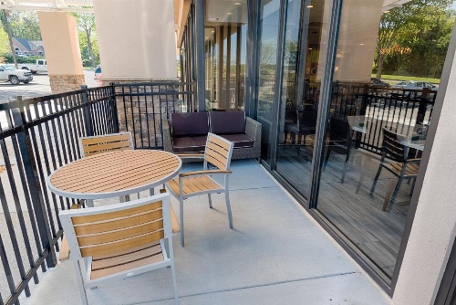 Holiday Inn Knoxville N - Merchant Drive image 40