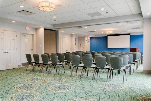 Holiday Inn Knoxville N - Merchant Drive image 9